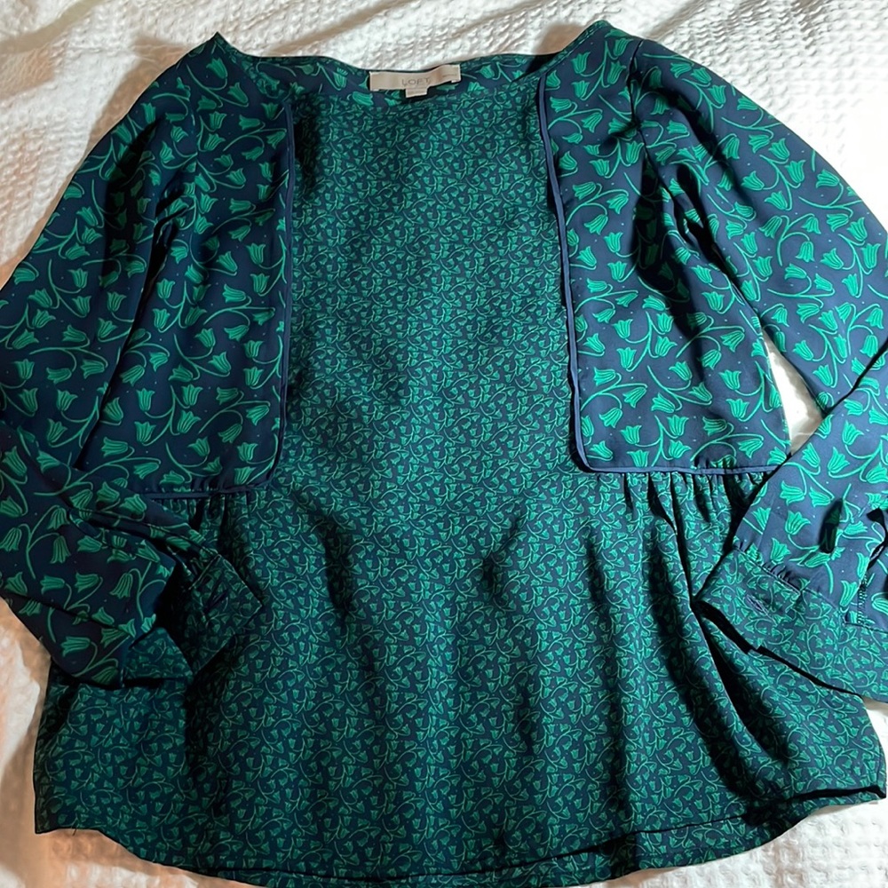 XXSP Navy blue and green long sleeve blouse from Loft